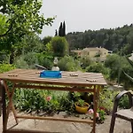 Spiti Melianou شقة *